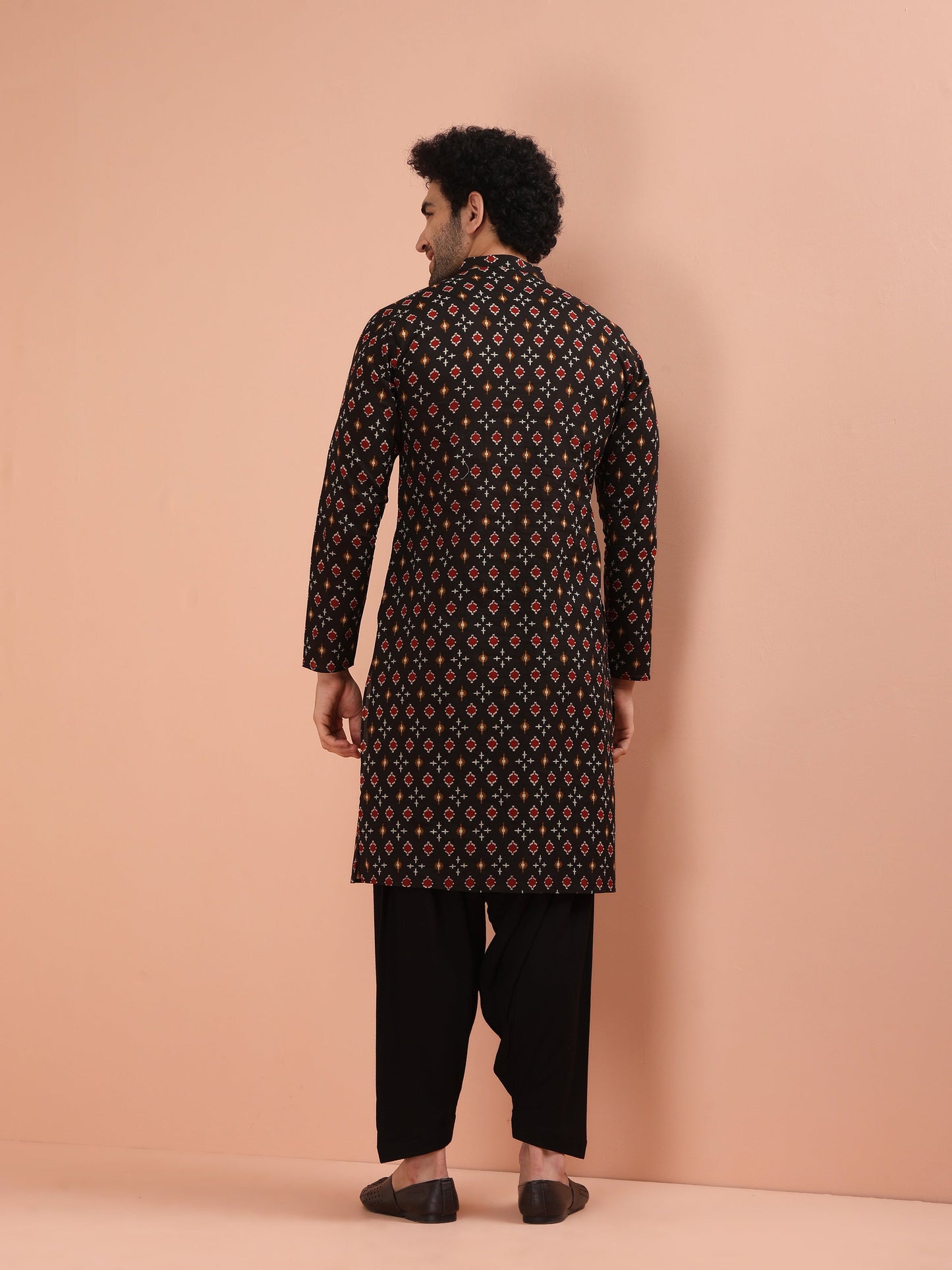 Men Black Printed Kurta Patiyala Set with Ethnic Motifs