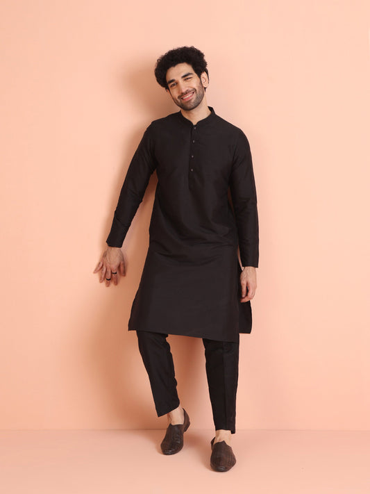 Men Black Solid Kurta