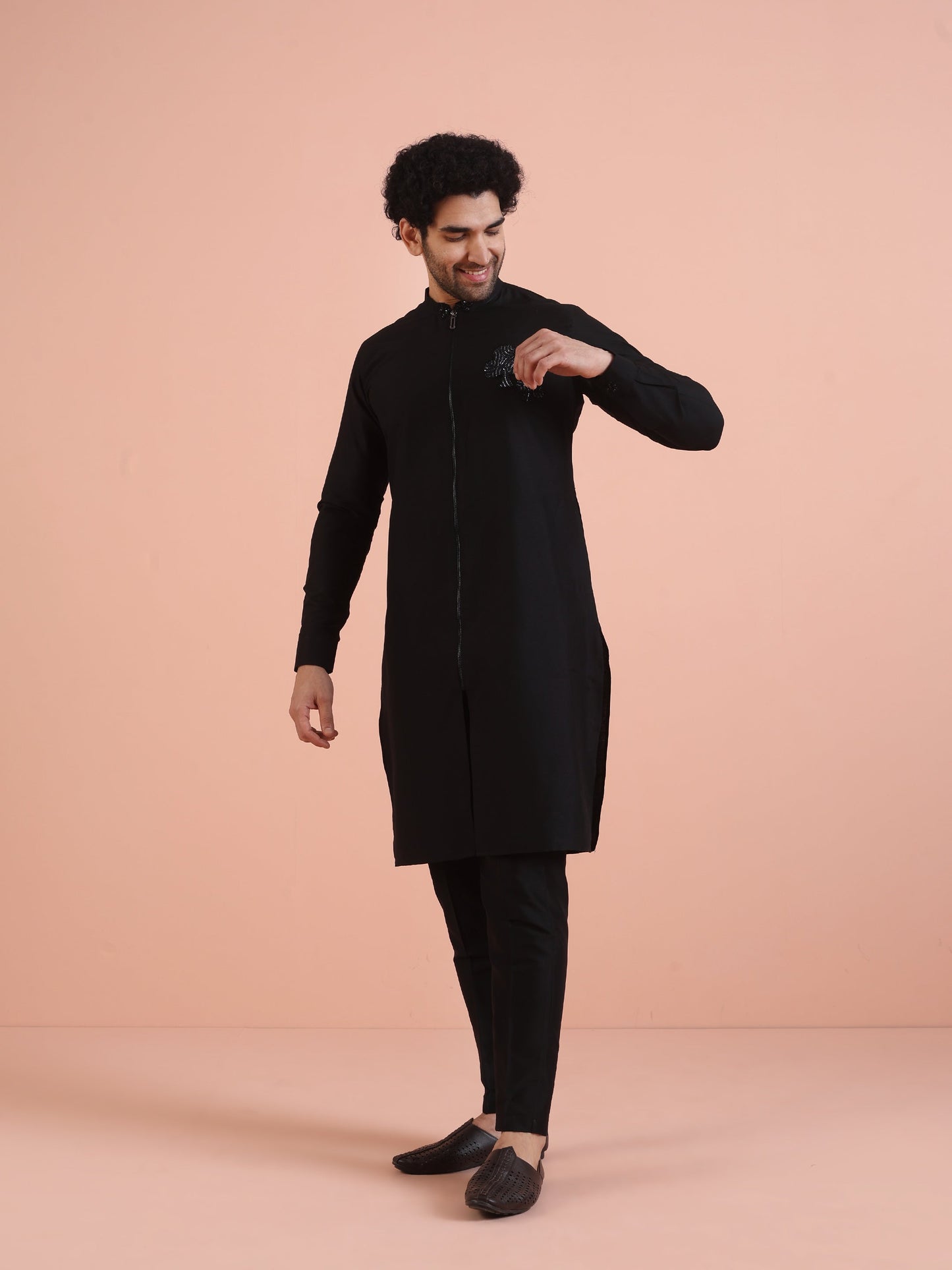 Men Black Solid Kurta with Patch Work