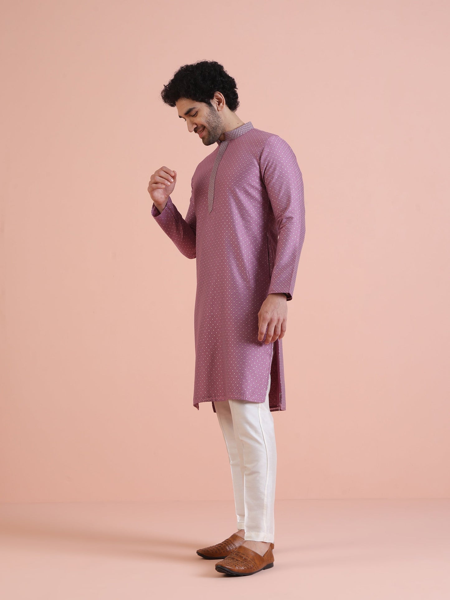 Men Mauve Jacquard Kurta with Thread Work