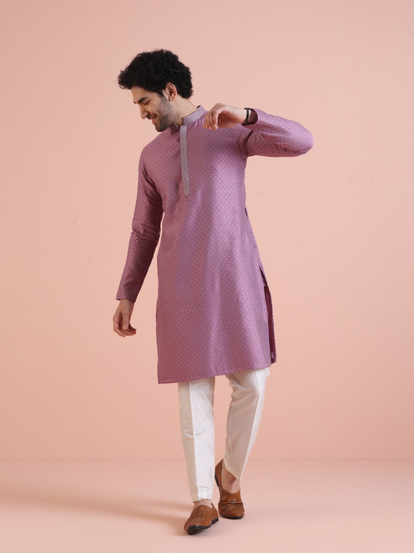 Men Mauve Jacquard Kurta with Thread Work