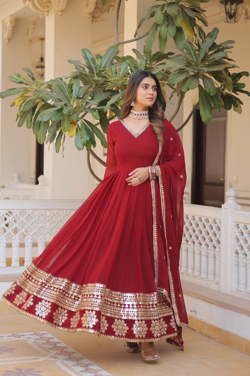 Bansi's New Premium Qaulity Gown Set