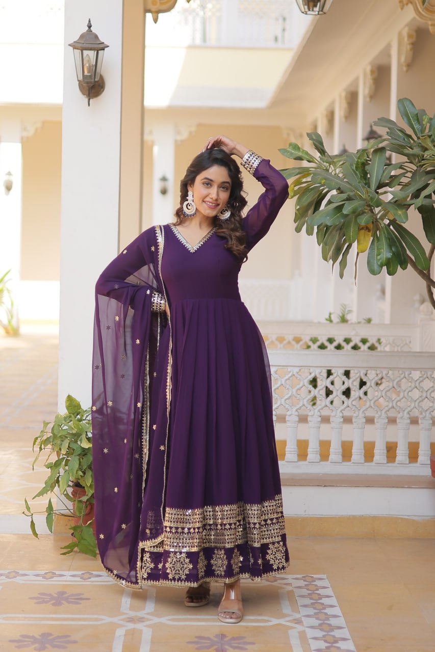 Bansi's New Premium Qaulity Gown Set