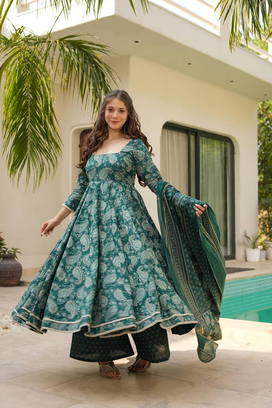 Charvi's Anarkali Suit Set