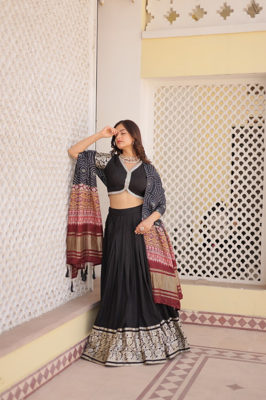 Fennie's Viscose Jequard Lehenga Choli