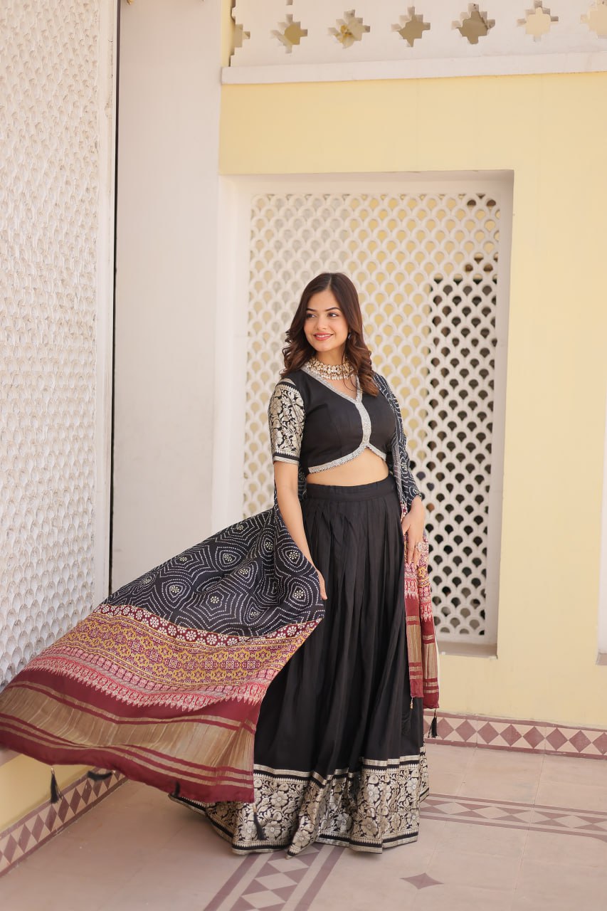 Fennie's Viscose Jequard Lehenga Choli